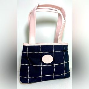 Liz Claiborne mini tote bag black /Pink Sturdy material and leather handles .